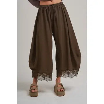 Mocha Flowy Pants w/Lace - BON